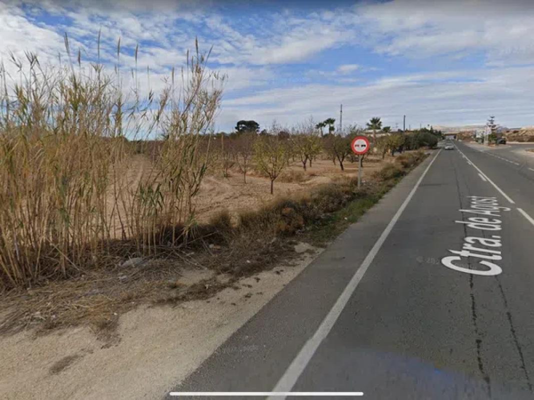 Terreno en venta en Alicante / Alacant, Alicante photo 2