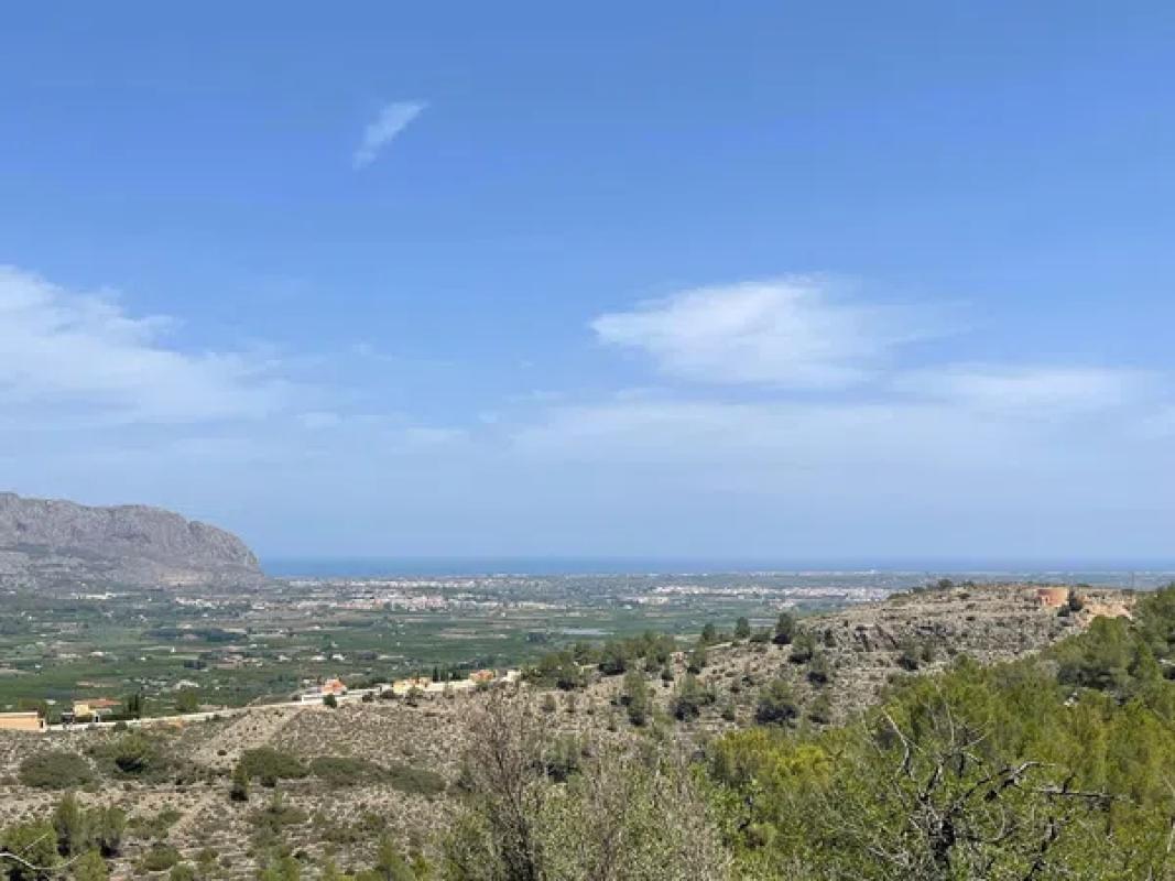 Działka na sprzedaż w Benidoleig, Alicante photo 1