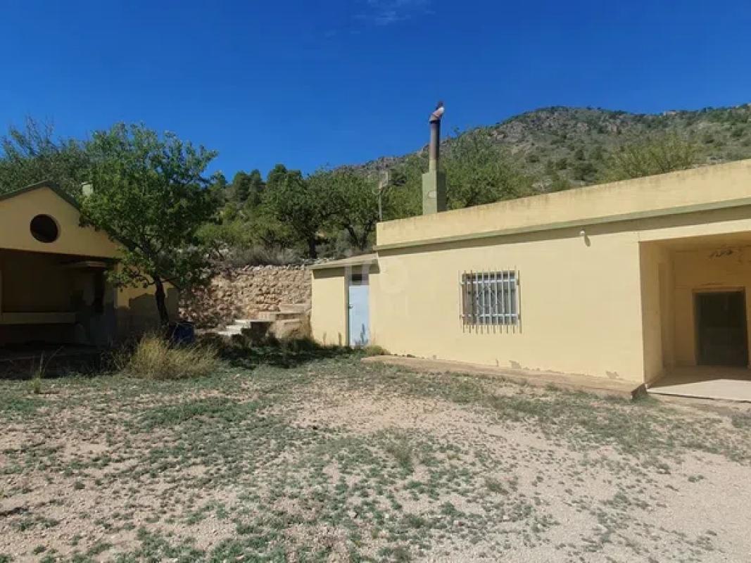 Land for sale in Salinas, Alicante photo 1