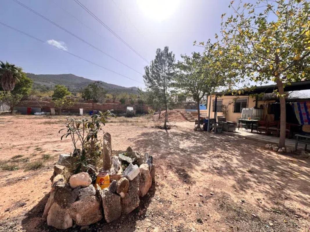 Terreno en venta en Hondón de los Frailes, Alicante photo 4