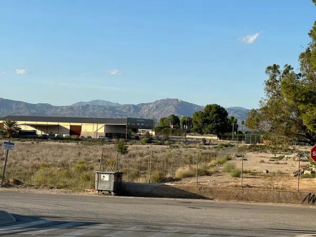 Land for sale in Cox, Alicante photo 1