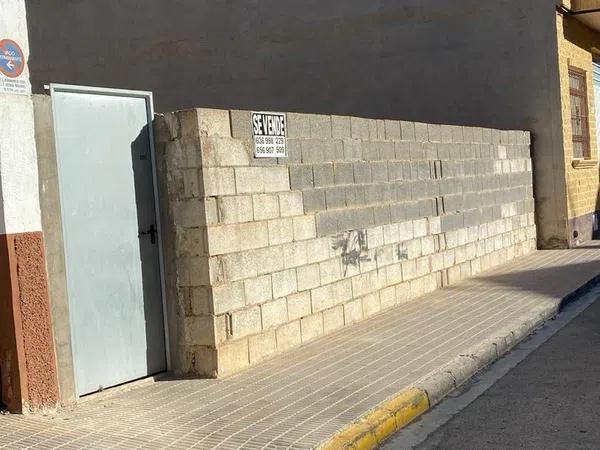 Terreno en calle Lucas Magro, 2 photo 1