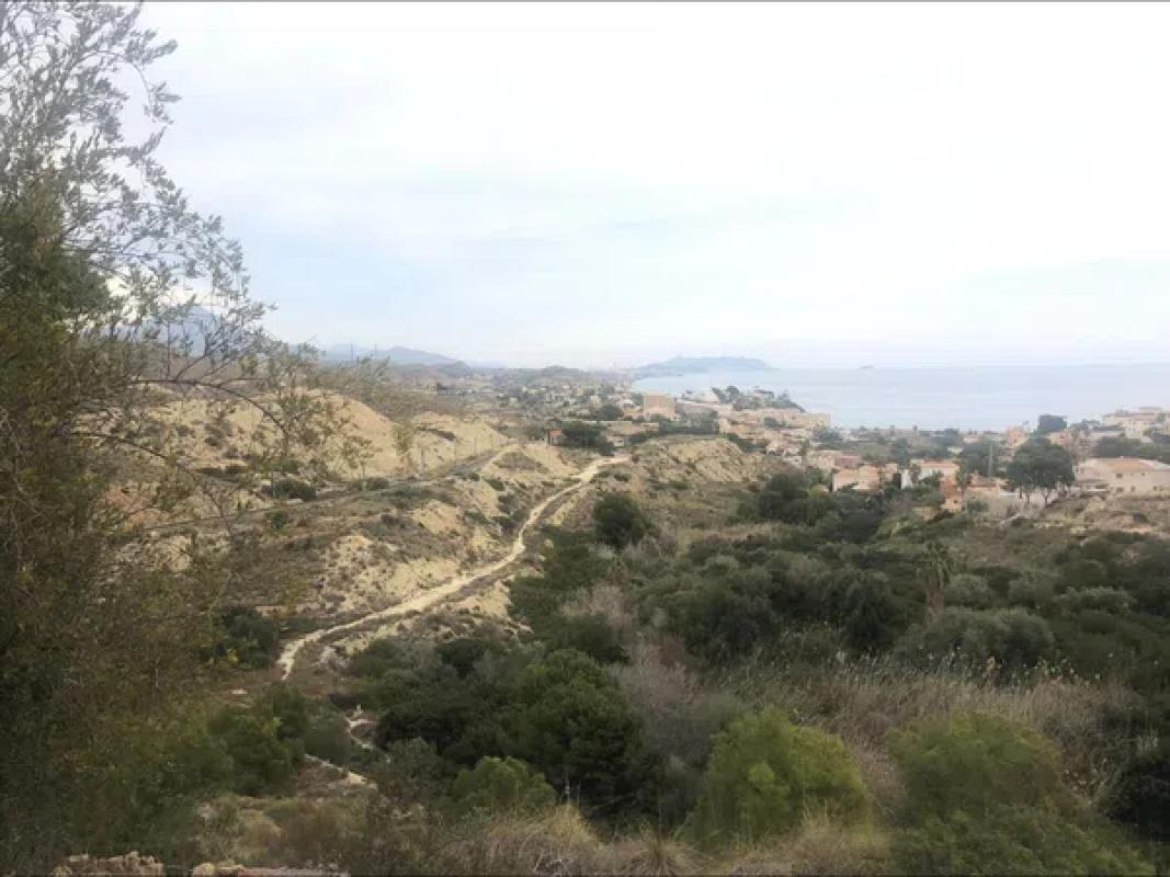 Terreno en venta en El Campello, Alicante photo 3