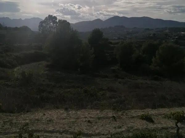 Terreno en camino de Serrallonga thumbnail 2