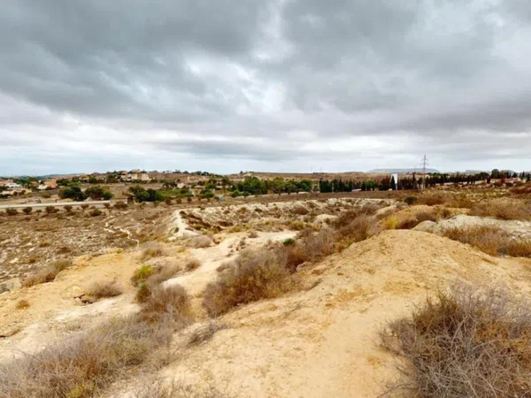 Terreno en venta en Mutxamel, Alicante photo 4