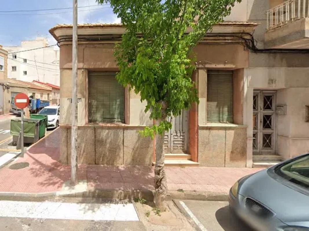 Terreno en venta en Torrevieja, Alicante photo 1
