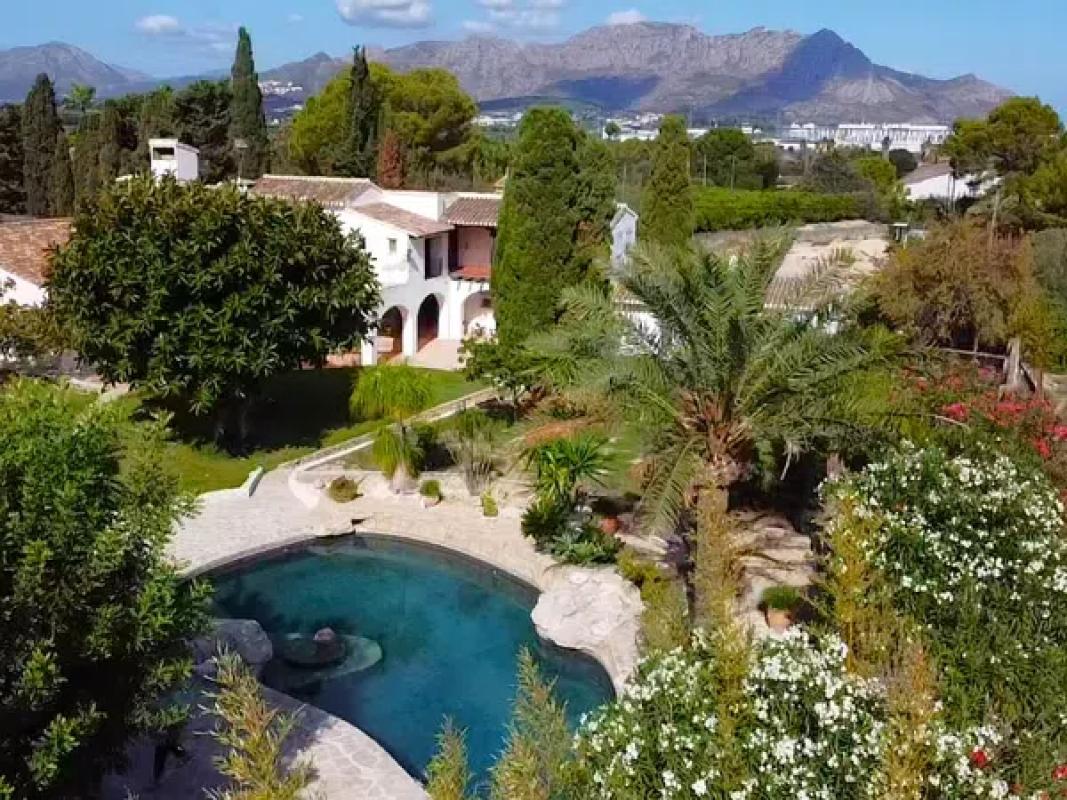 Terreno en venta en Pedreguer, Alicante photo 2
