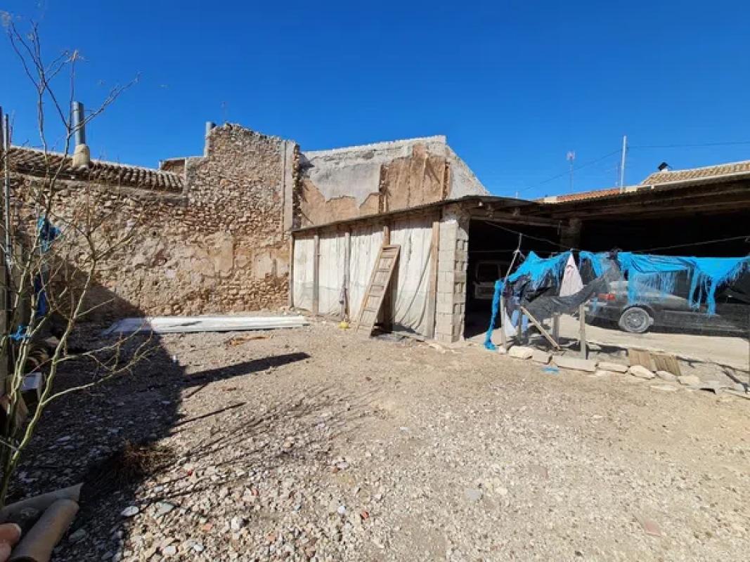 Działka na sprzedaż w Pinoso, Alicante photo 4