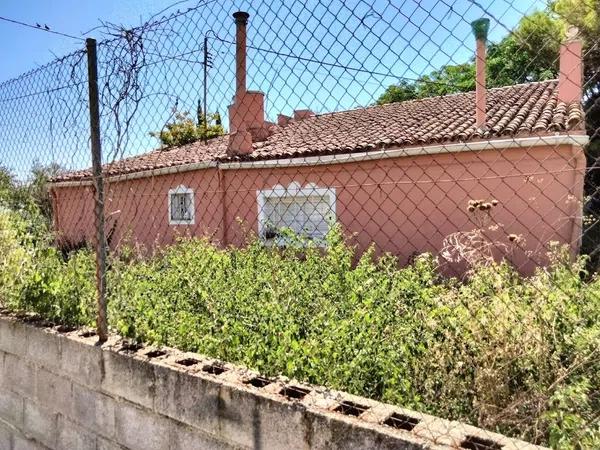 Terreno en calle de Blasco Ibanez thumbnail 1