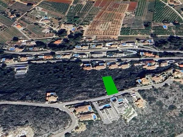 Terreno en calle Riu Segura photo 1