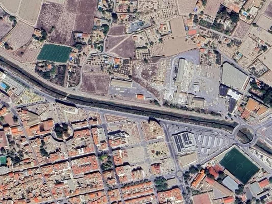 Terreno en venta en Novelda, Alicante photo 3