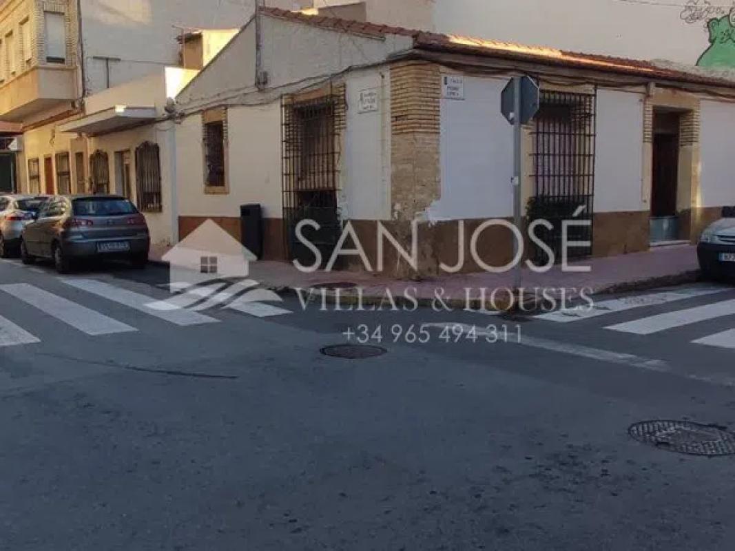Terreno en venta en Torrevieja, Alicante photo 4