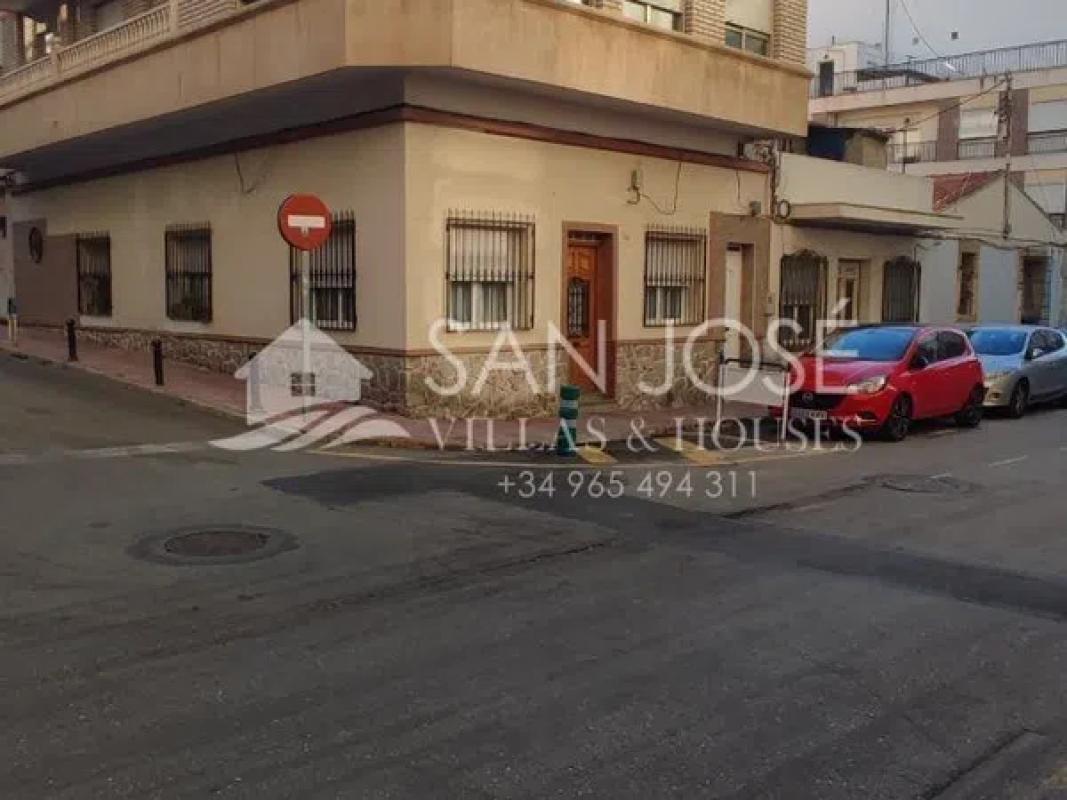 Terreno en venta en Torrevieja, Alicante photo 5