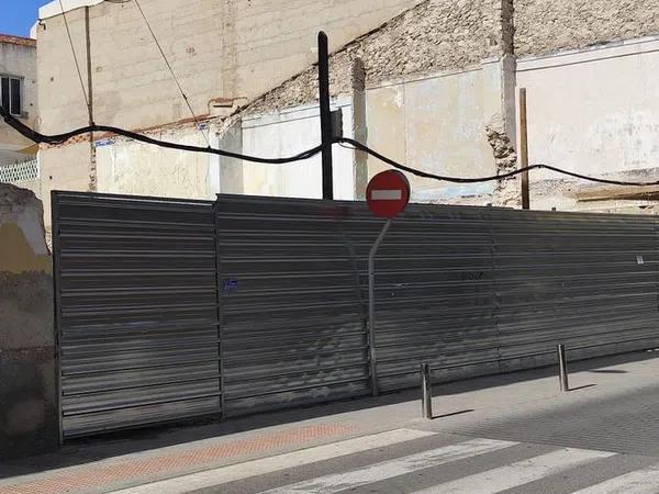 Terreno en calle Jardines photo 2