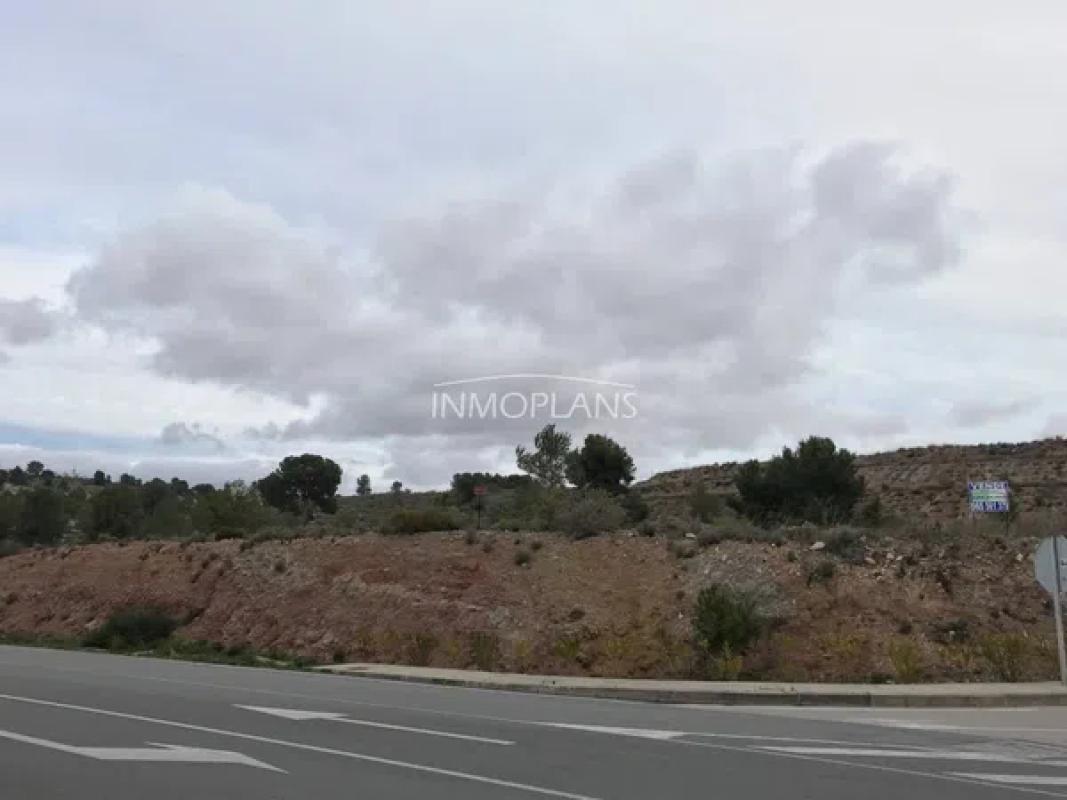 Działka na sprzedaż w Castalla, Alicante photo 3