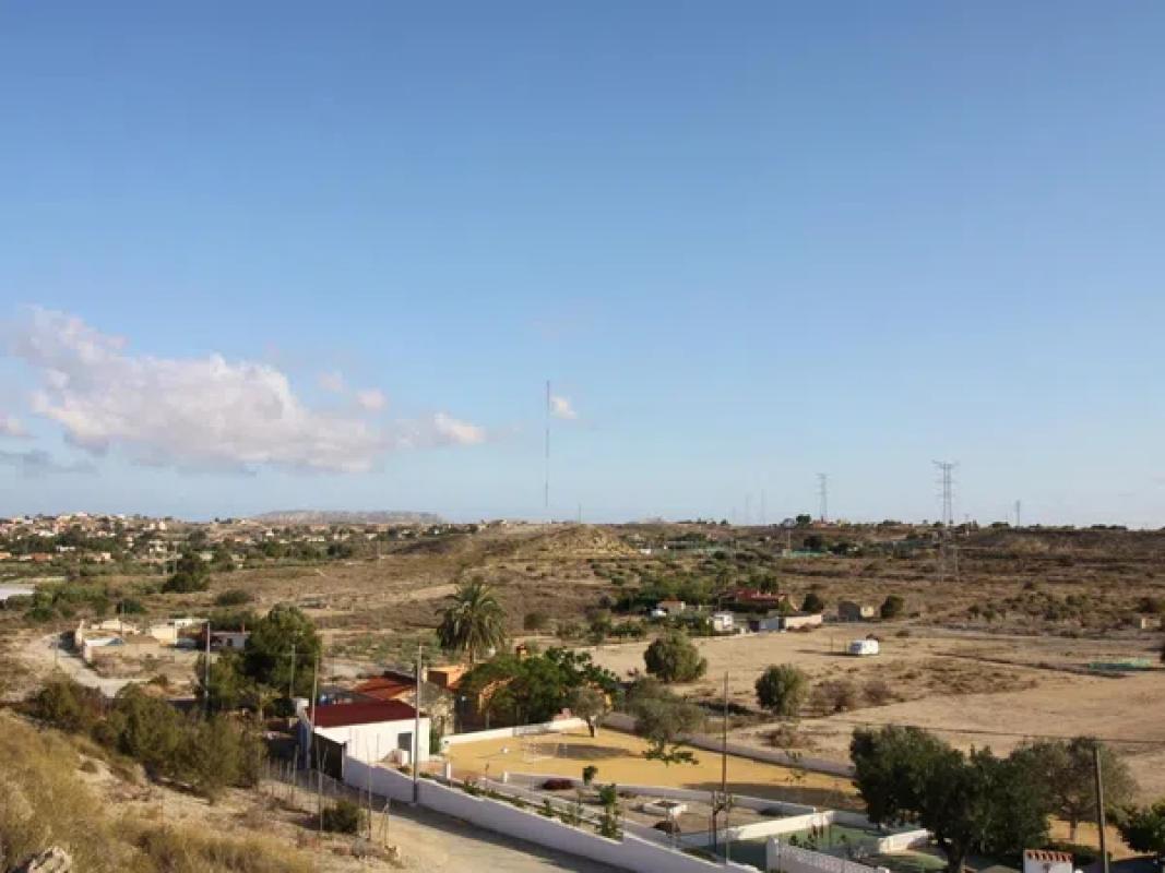 Terreno en venta en Mutxamel, Alicante photo 4