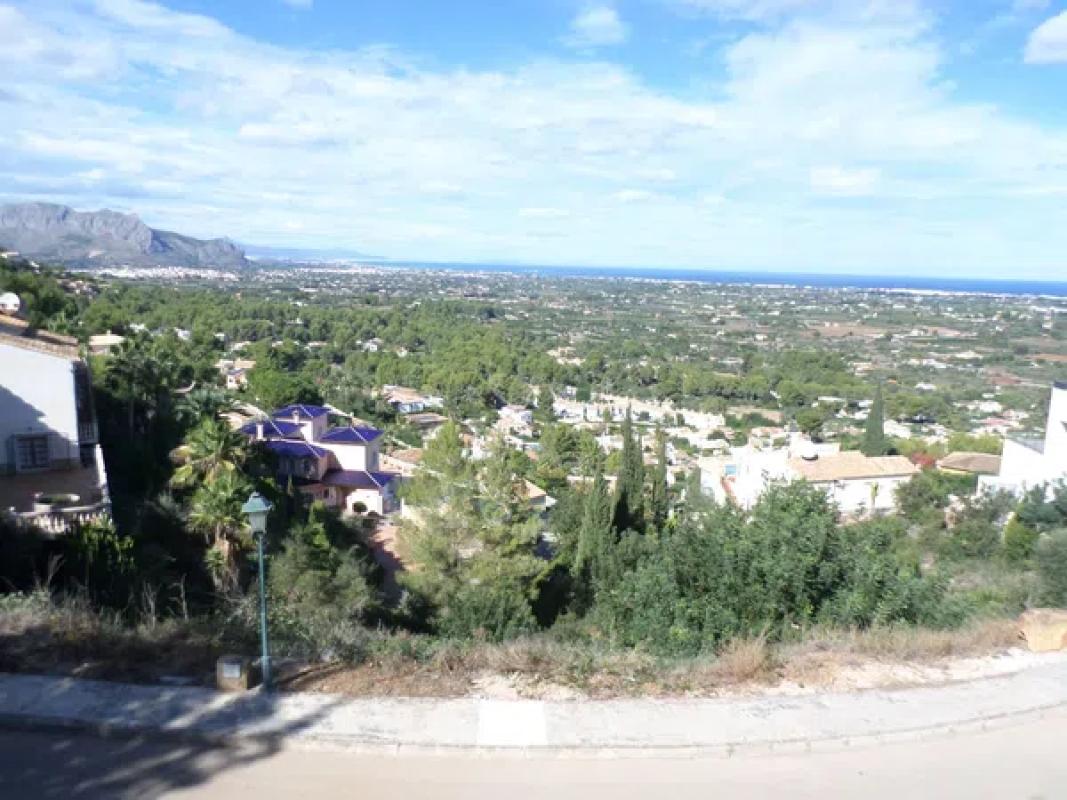 Land for sale in Pedreguer, Alicante photo 1