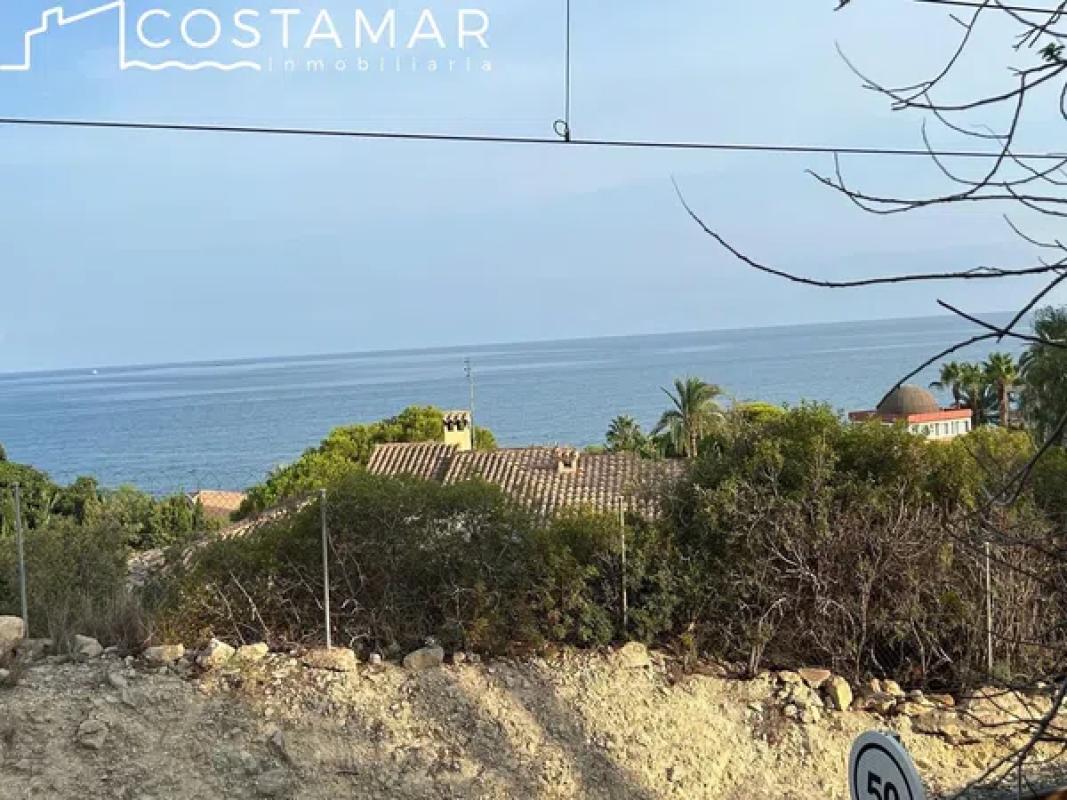 Terreno en venta en El Campello, Alicante photo 2