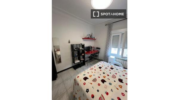 Habitación en piso compartido en Zaragoza thumbnail 1