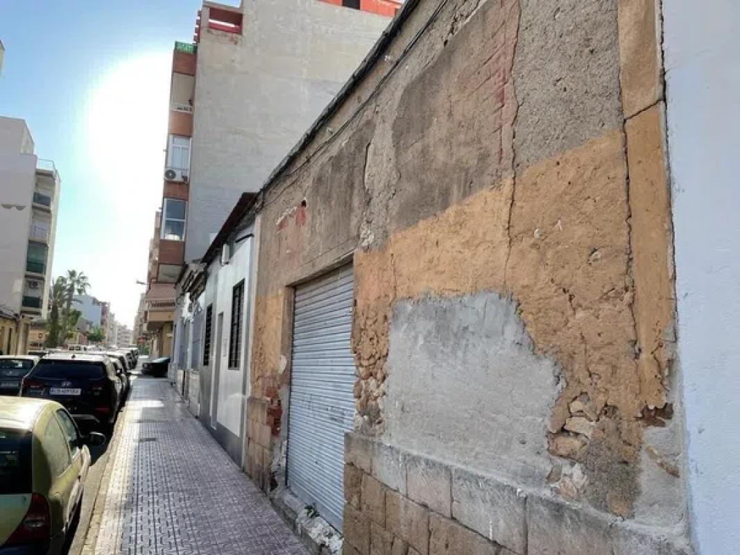 Terreno en venta en Torrevieja, Alicante photo 4