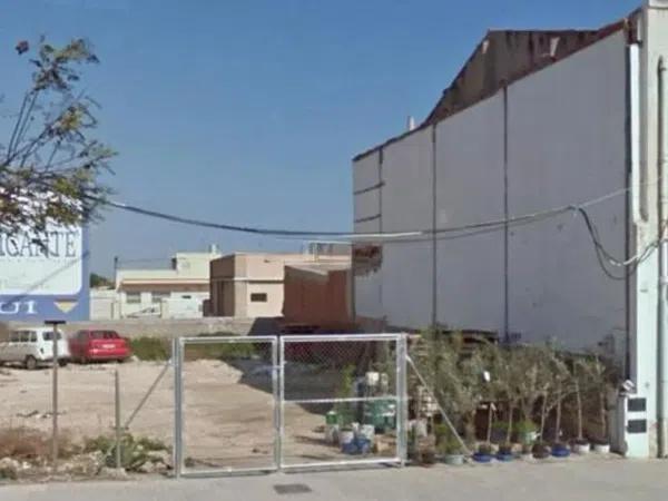 Terreno en avenida de Alicante thumbnail 1