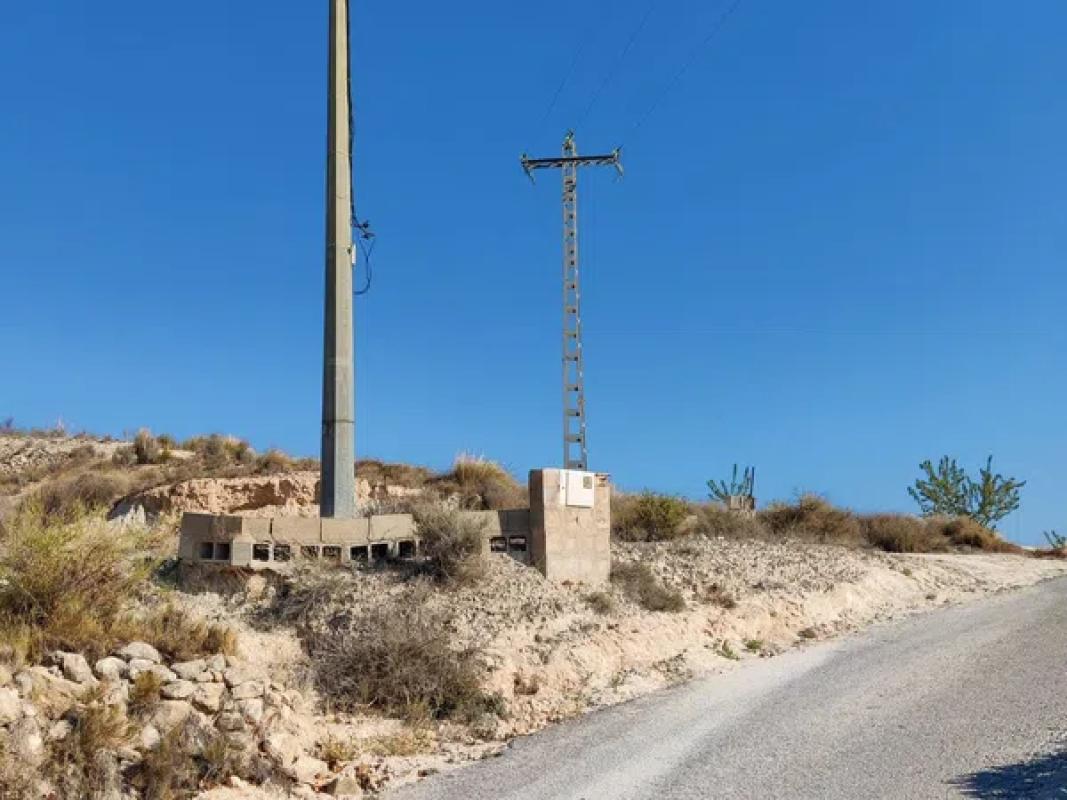 Terreno en venta en Petrer, Alicante photo 3