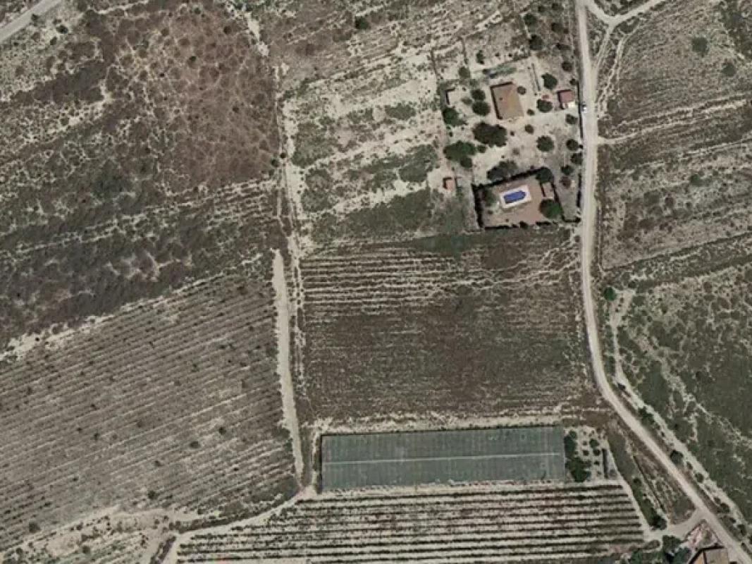 Terreno en venta en Agost, Alicante photo 3