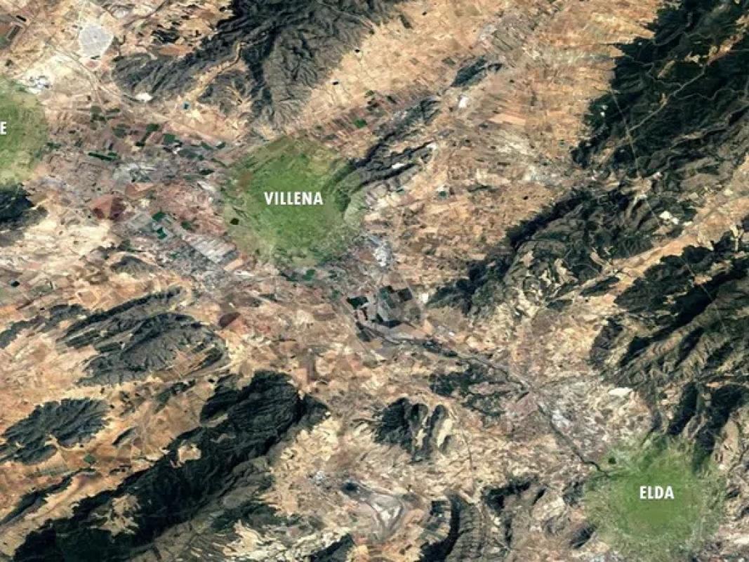 Terreno en venta en Villena, Alicante photo 4
