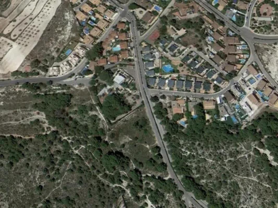 Terreno en venta en Petrer, Alicante photo 3