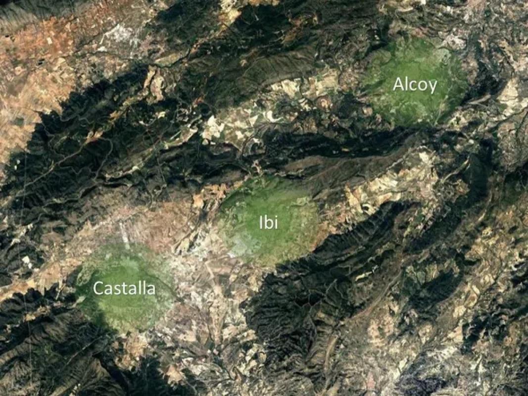 Land for sale in Alcoy, Alicante photo 5