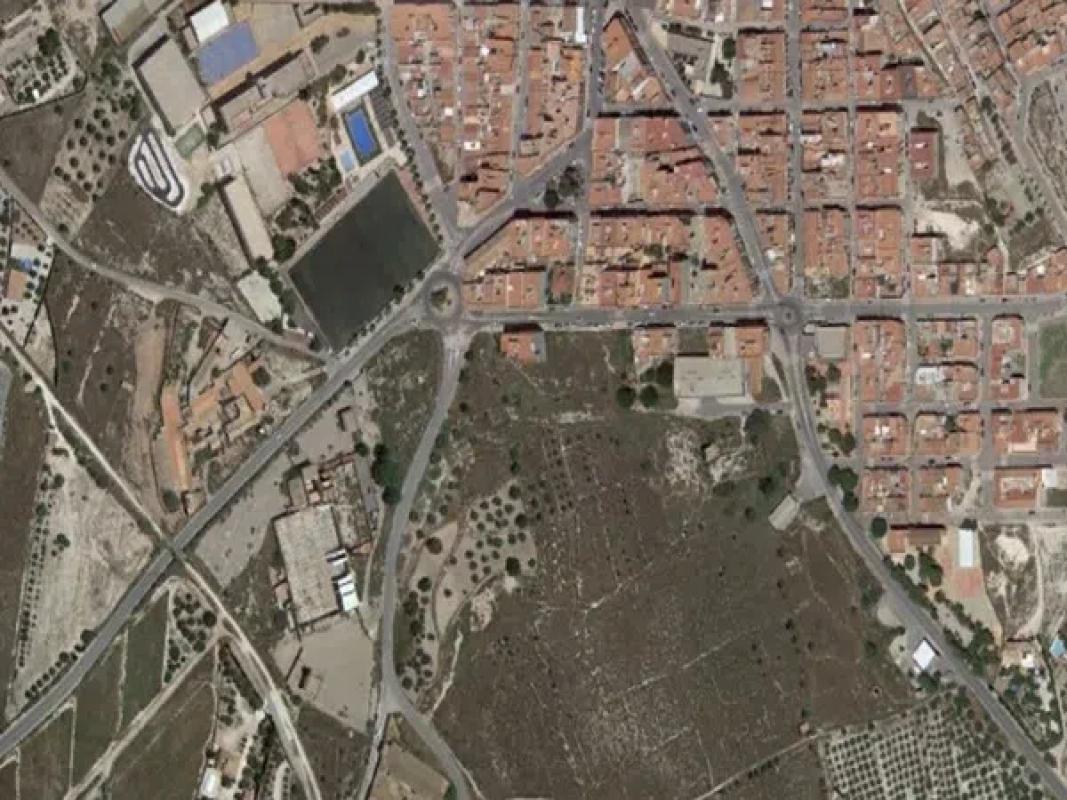 Terreno en venta en Agost, Alicante photo 3