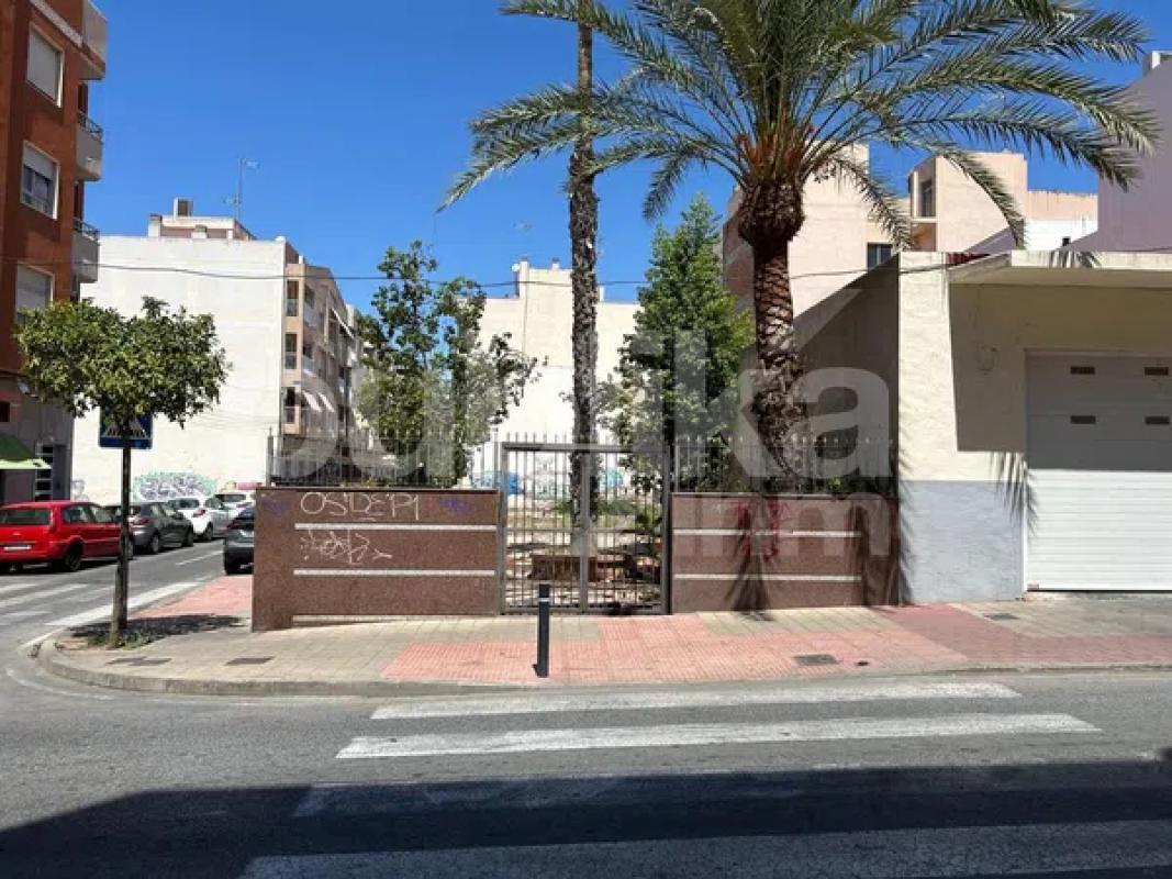 Działka na sprzedaż w Santa Pola, Alicante photo 2