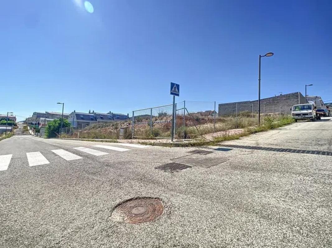 Terreno en venta en Ibi, Alicante photo 2