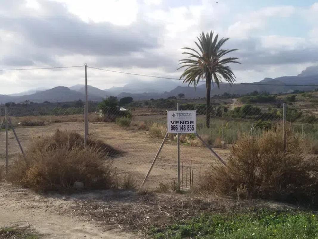 Działka na sprzedaż w Busot, Alicante photo 3