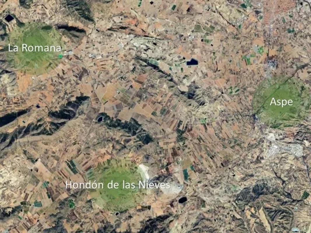 Terreno en venta en La Romana, Alicante photo 5