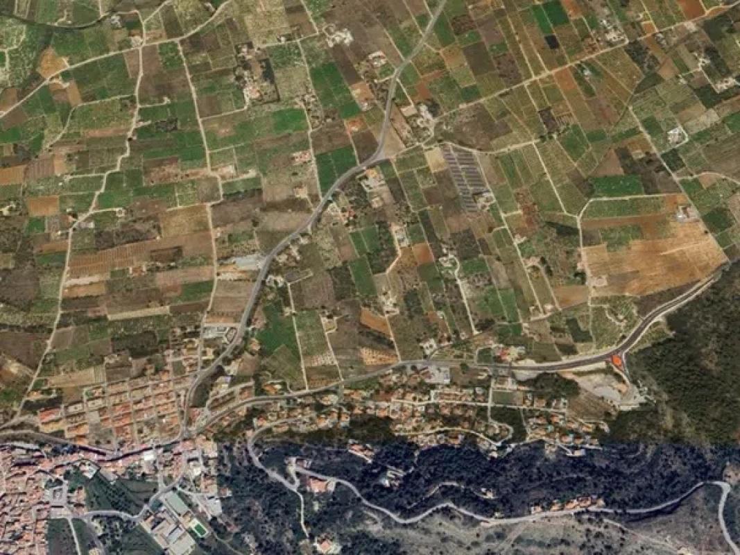 Działka na sprzedaż w Benidoleig, Alicante photo 3