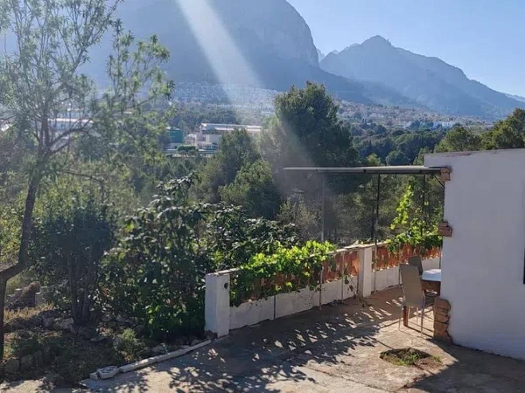Terreno en venta en La Nucia, Alicante photo 2