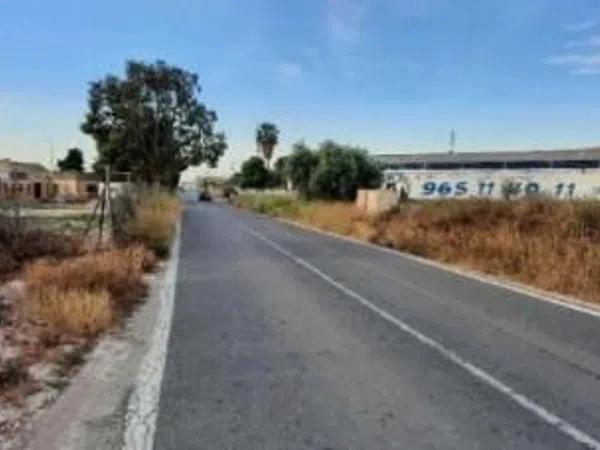 Terreno en calle Riu Turia thumbnail 2