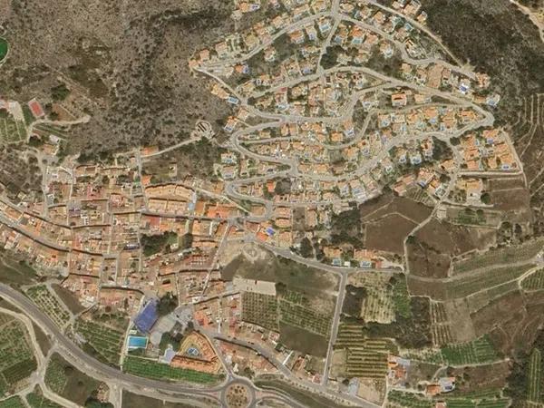 Terreno en calle Sirio photo 3