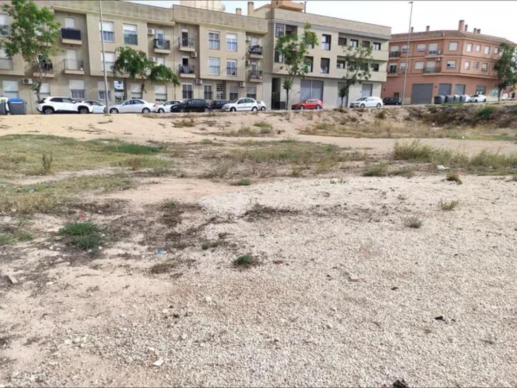 Terreno en venta en Novelda, Alicante photo 1
