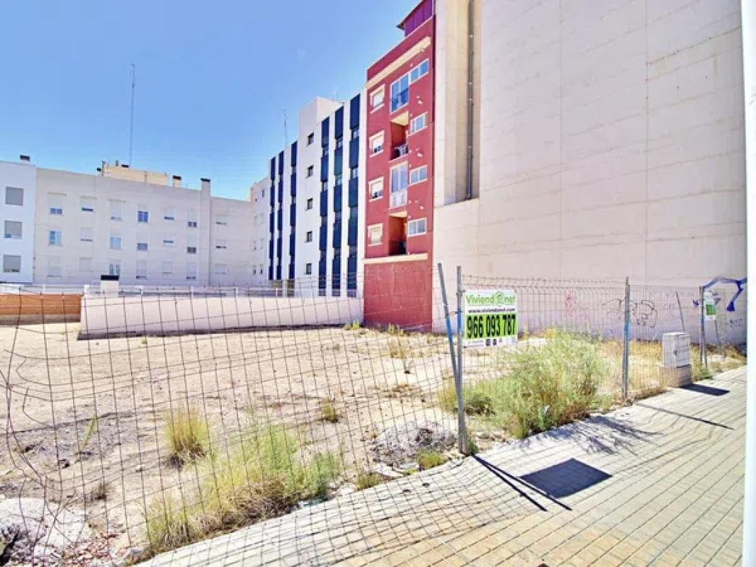 Terreno en venta en Elche / Elx, Alicante photo 3