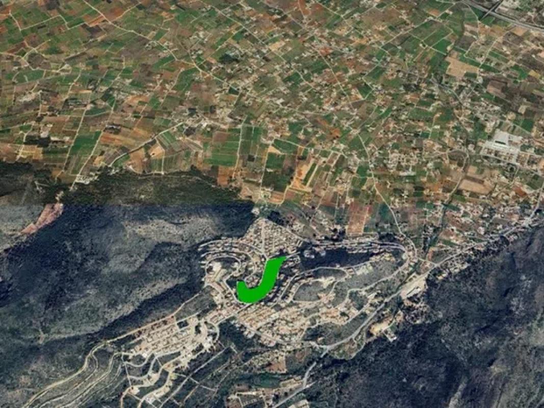 Terreno en venta en Pedreguer, Alicante photo 1