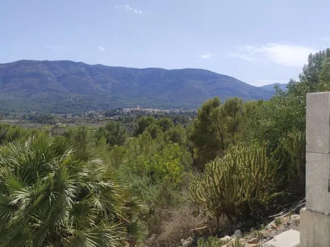Terreno en venta en Alcalalí, Alicante photo 1