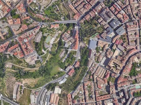 Terreno en carretera Nacional N-340 thumbnail 2
