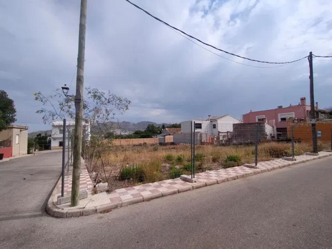 Участок земли на продажу в Бенидолейг, Аликанте photo 1