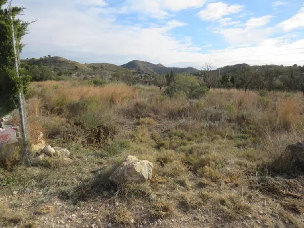 Terreno en venta en Aigües, Alicante photo 2