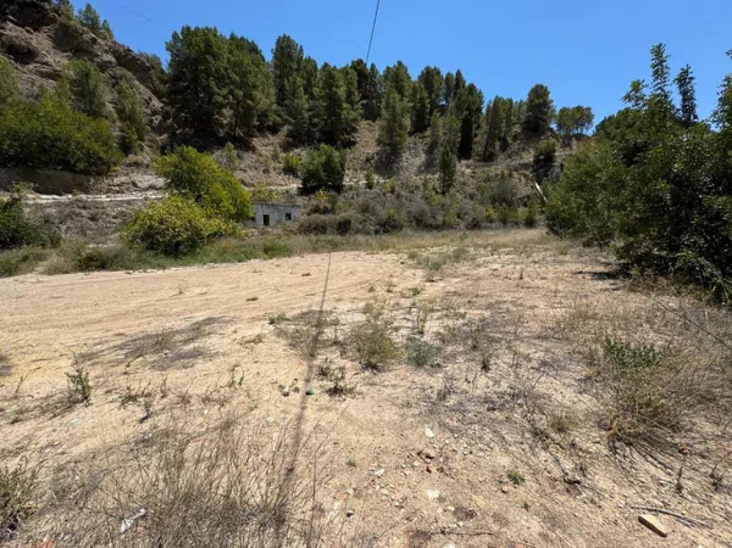 Terreno en venta en Callosa d''En Sarria, Alicante photo 5