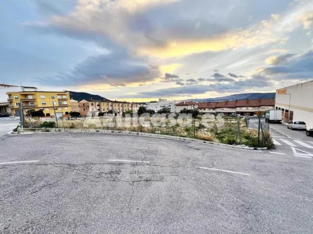 Działka na sprzedaż w Banyeres de Mariola, Alicante photo 2