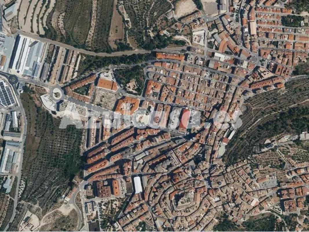 Działka na sprzedaż w Banyeres de Mariola, Alicante photo 3