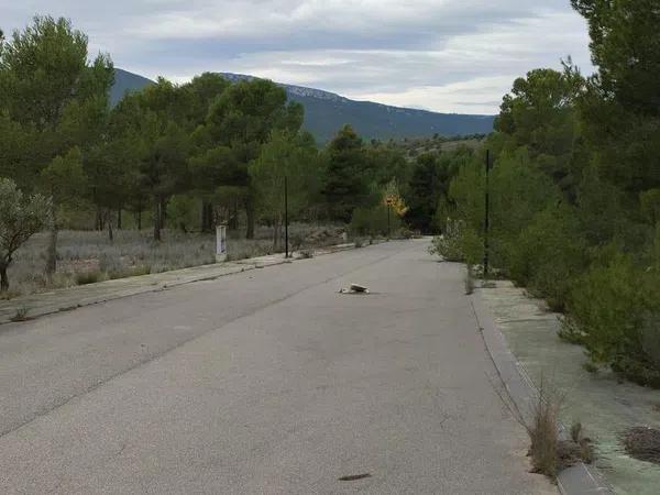 Terreno en Urbanización Pinares del Mecli Izqd thumbnail 2